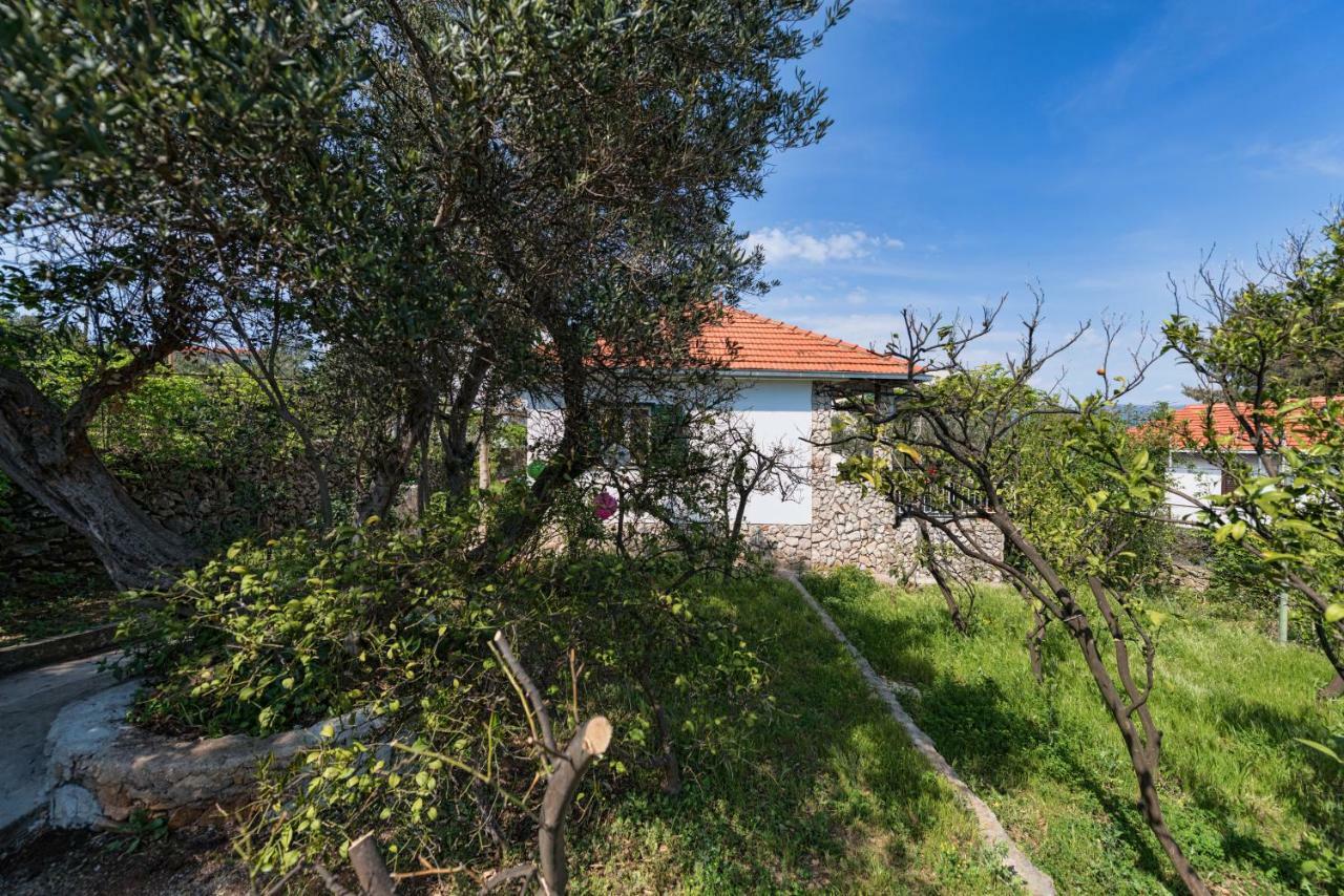 Beach House Lana Slatine Zewnętrze zdjęcie