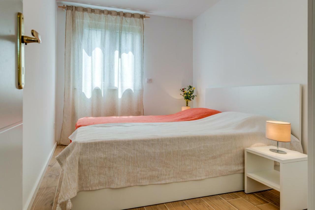 Beach House Lana Slatine Zewnętrze zdjęcie
